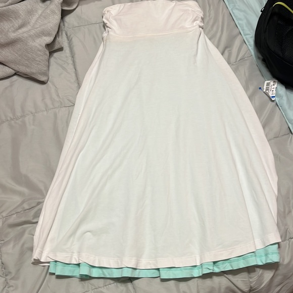 Lulu lemon beat the heat reversible dress. Tiffany blue and white - Picture 3 of 4